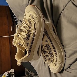 Skechers Air Cooled Sneakers